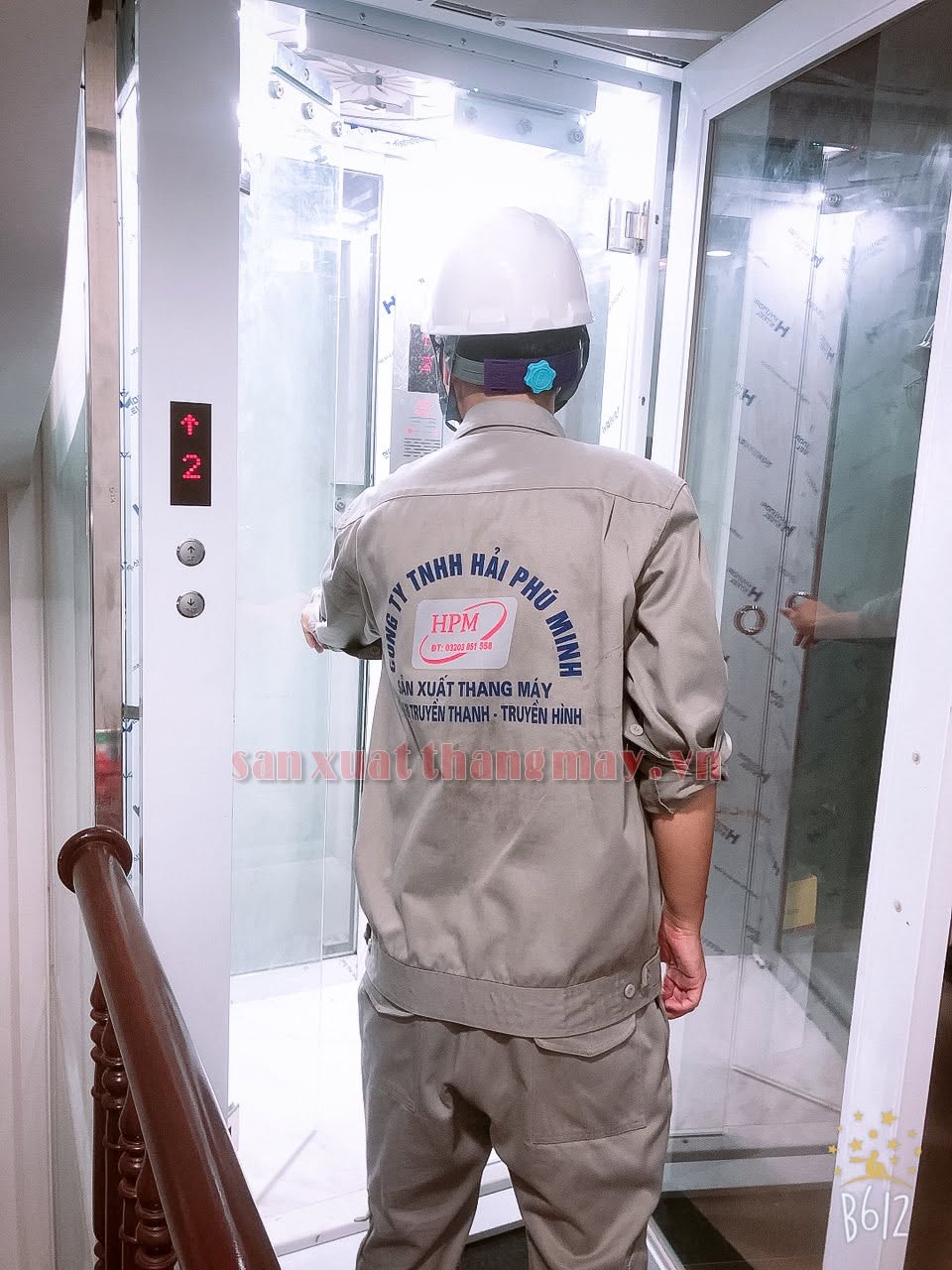 Nhân viên kĩ thuật của thang máy Hải Phú Minh